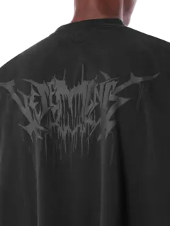 تيشرت ميتال أسود بطبعة جمجمة