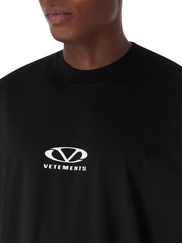 /original/UA66TR605BWM_VTMN_BlackWhite_4.png_convert-600x800