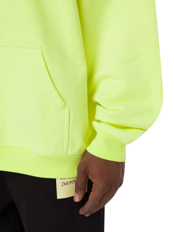 هودي مزين بشعار العلامة التجارية