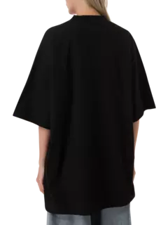 تيشيرت فريندلي مزين بشعار