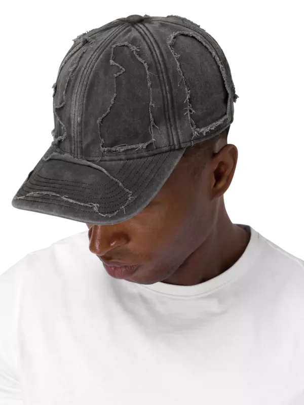 قبعة بيسبول بتصميم ممزق