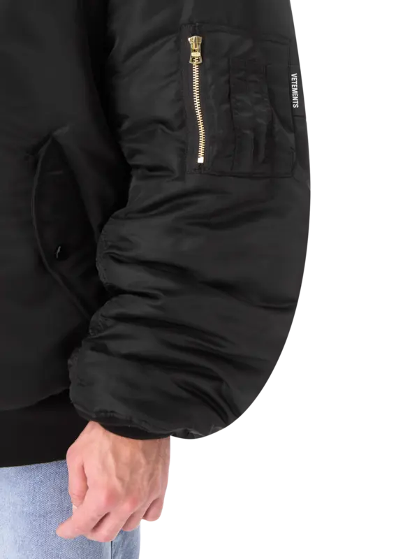 جاكيت بومبر