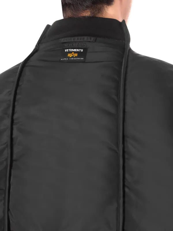 جاكيت بومبر