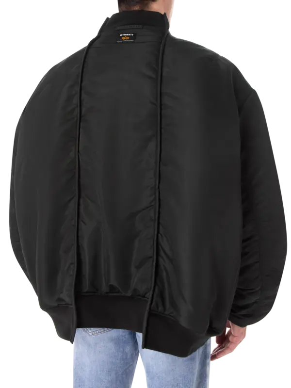 جاكيت بومبر