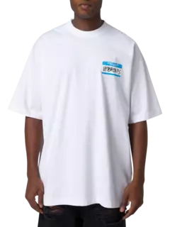 تيشيرت مطبوع بعبارة "My Name Is Vetements"