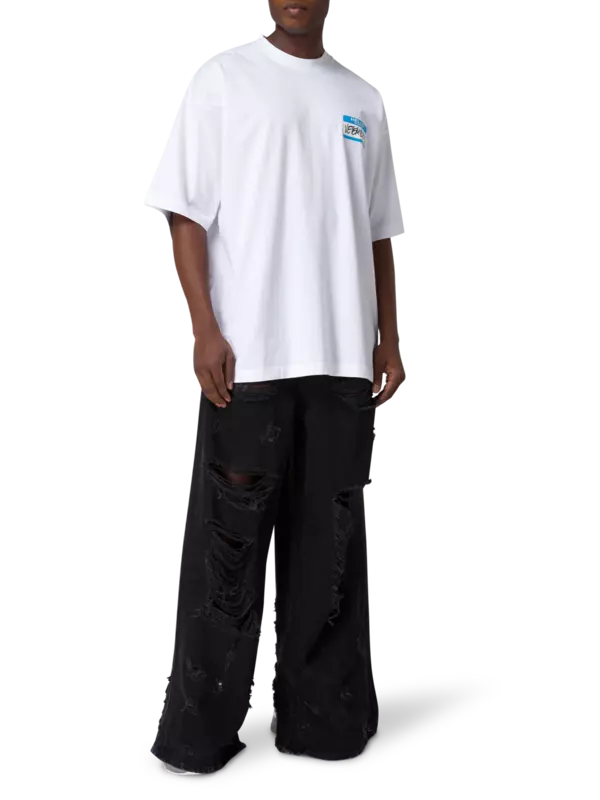 تيشيرت مطبوع بعبارة "My Name Is Vetements"