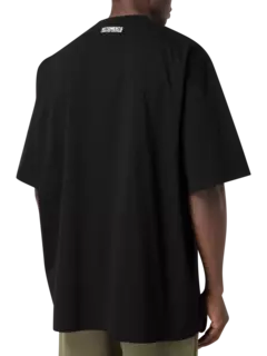 تيشيرت مطرز بشعار