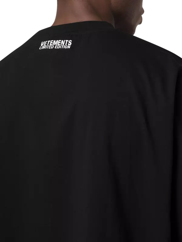 تيشيرت مطرز بشعار