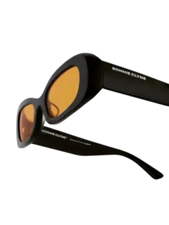 /original/UFO_BONNOra_Black Oran_3.png_convert-240x320