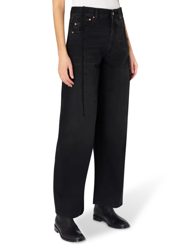 /original/UH76DP460B2W_VTMN_VintageBla_1.png_convert-600x800