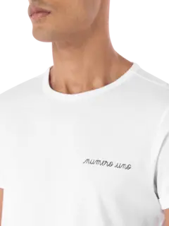 /original/UMPOITOUNUMUNO_MLBC_WHITE_4.PNG_convert-240x320