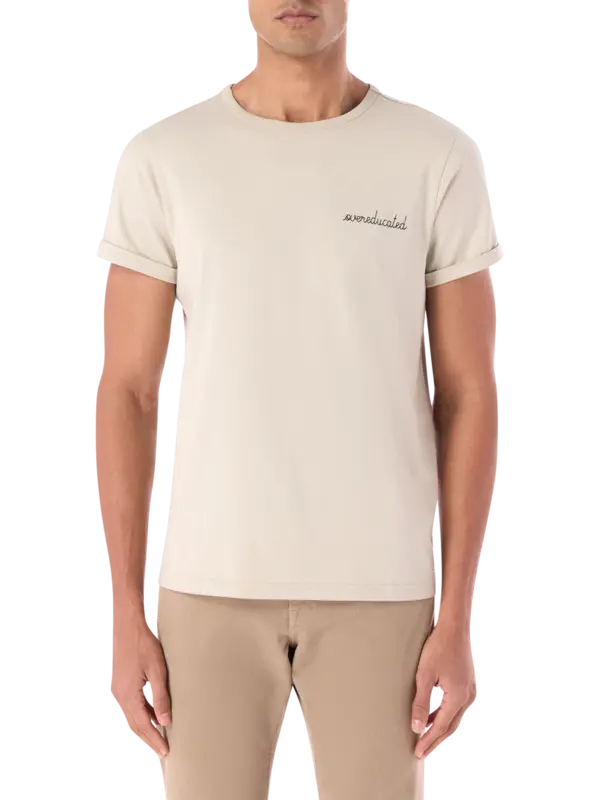 تيشرت مزين بطبعة "Overeducated"