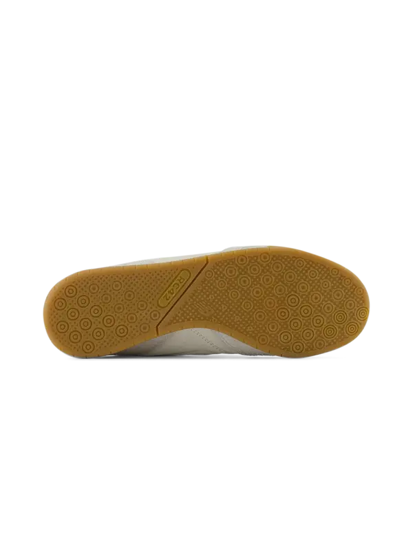 حذاء رياضي RC42 برقبة منخفضة