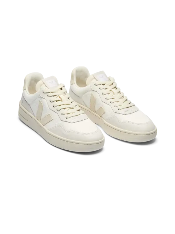 /original/VD1720485B_VEJA_Whi Pierre_2.png_convert-600x800