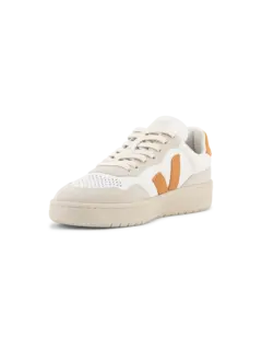 حذاء رياضي V-90