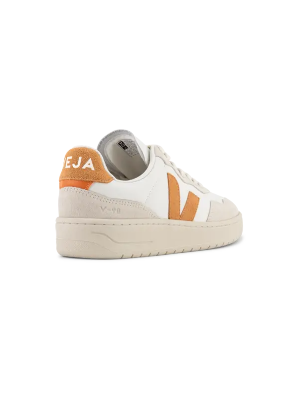 حذاء رياضي V-90