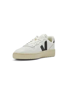 /original/VI0220738B_VEJA_ExtWhi Bla_3.png_convert-240x320