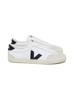 حذاء رياضي فولي