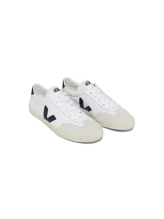 حذاء رياضي فولي