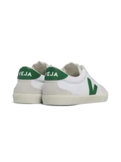 /original/VO0103525B_VEJA_Whi Emerau_3.png_convert-240x320