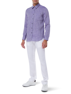 قميص من الكتان بقصة عادية وأكمام طويلة