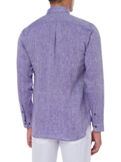 قميص من الكتان بقصة عادية وأكمام طويلة