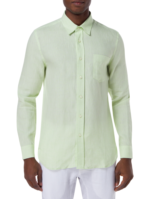 قميص من الكتان بقصة عادية وأكمام طويلة