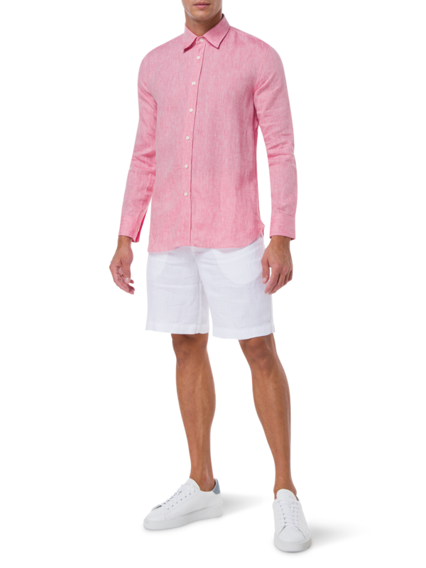 قميص من الكتان بياقة ذات أزرار