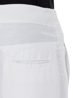 بنطلون بقصة مريحة