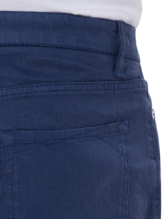 بنطلون بقصة ضيقة و5 جيوب