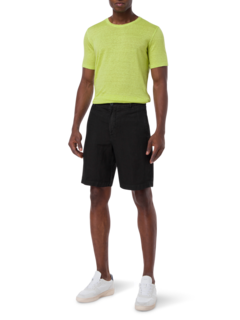 شورت برمودا من الكتان