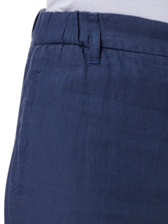 شورت برمودا من الكتان