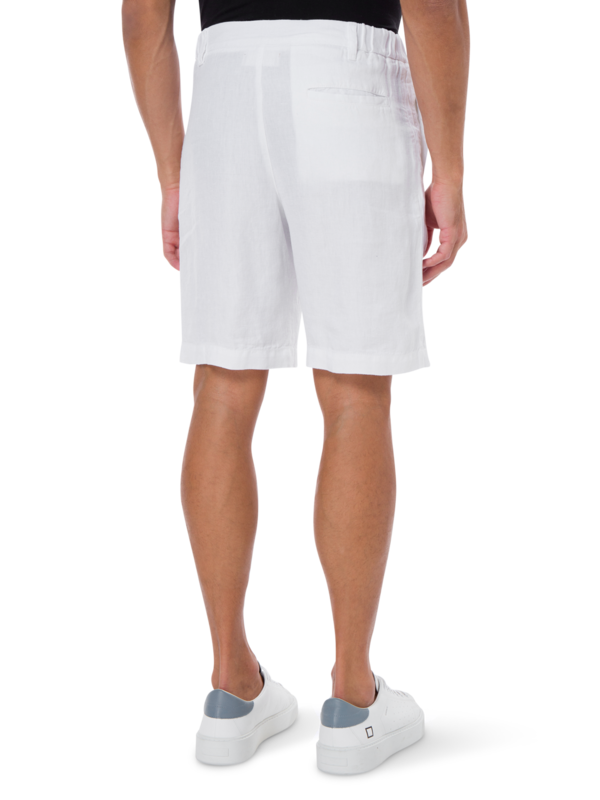 شورت برمودا من الكتان