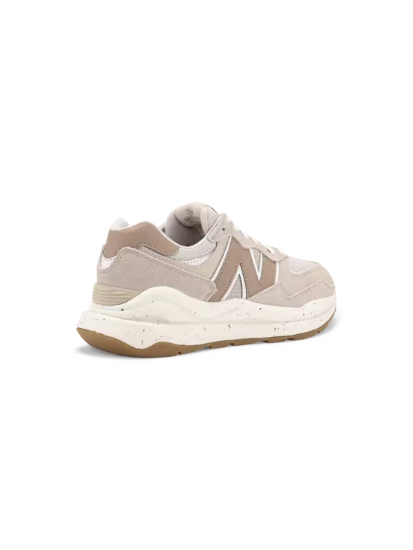 /original/W5740UDA_NEWB_Timberwolf_4.png_convert-600x800