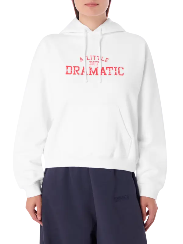 هودي بقصة ضيقة مزين بطبعة عبارة "A Little Bit Dramatic"