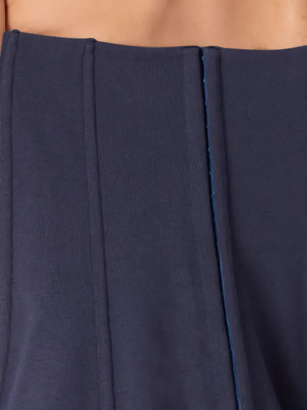 بلوزة موليتون بنمط مشد كورسيه