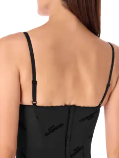 بلوزة بنمط مشد كورسيه مزينة بحروف فيتمانت باريس