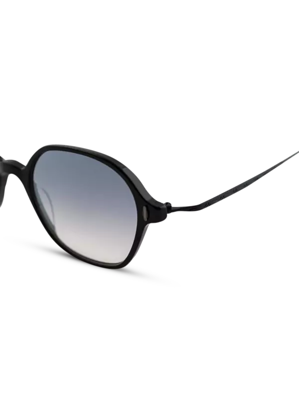 /original/WINDSOR_EPYP_Black_2.png_convert-600x800