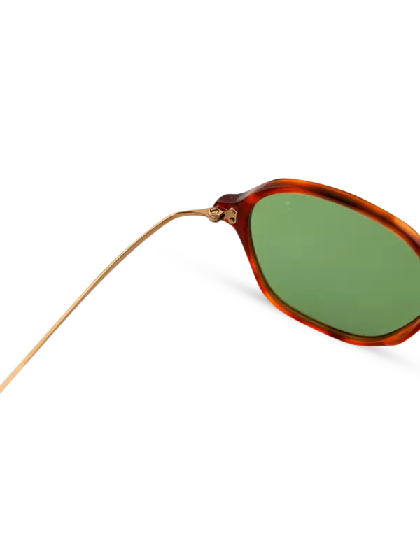 /original/WINDSOR_EPYP_GOLD_3.png_convert-600x800