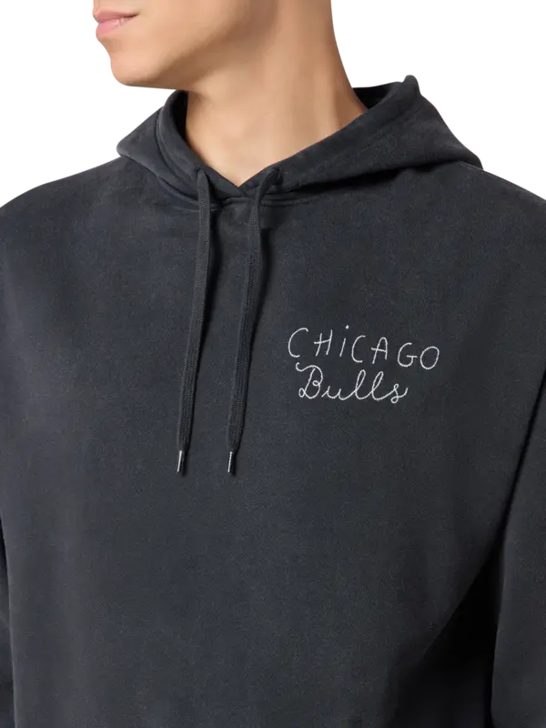 /original/WMREAUMCHICAGO_MLBC_Bulls Carb_4.png_convert-600x800