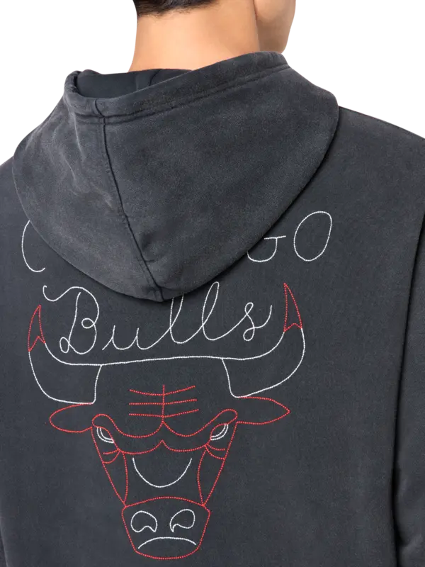 /original/WMREAUMCHICAGO_MLBC_Bulls Carb_6.png_convert-600x800