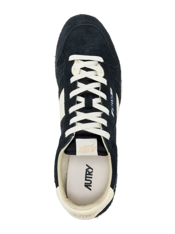 /original/WSLMUB27_AUTY_SueBlkrut_5.png_convert-600x800