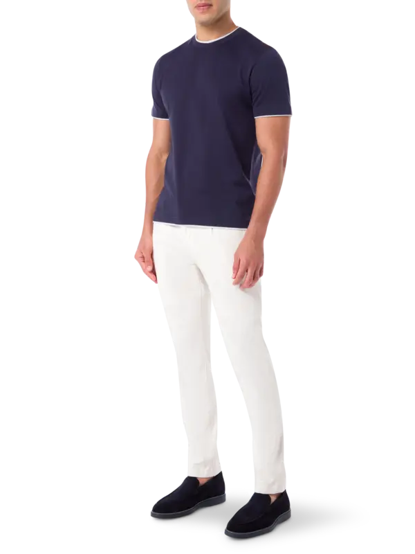 تيشرت برقبة دائرية