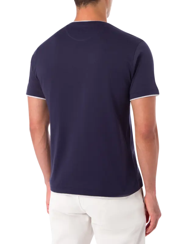 تيشرت برقبة دائرية