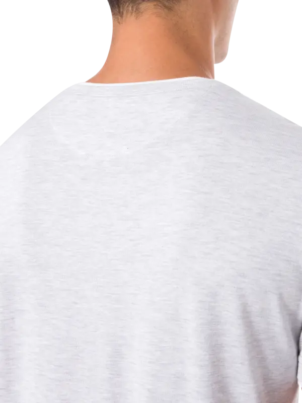 تيشرت برقبة دائرية