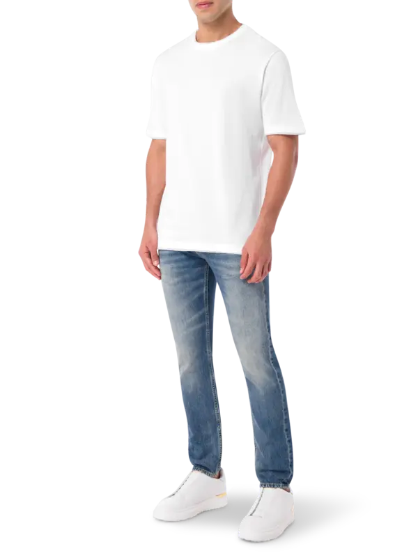 تيشرت برقبة دائرية