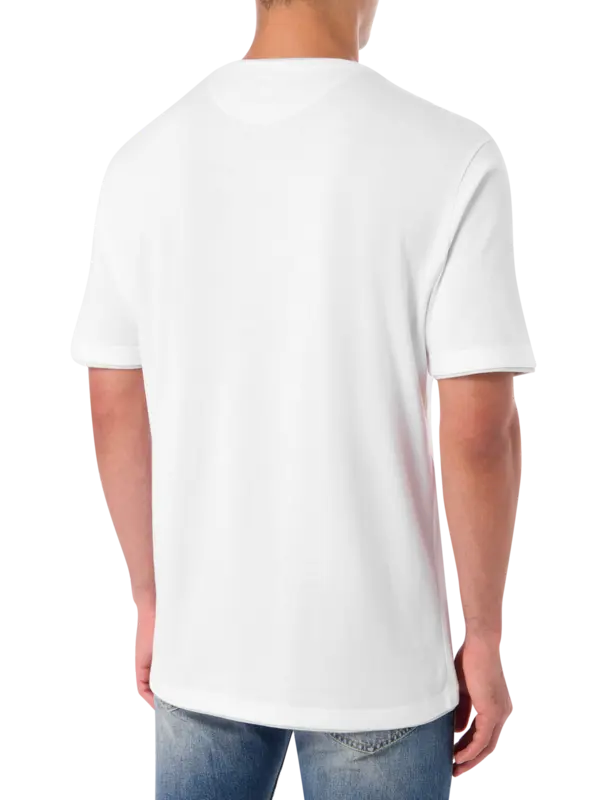 تيشرت برقبة دائرية