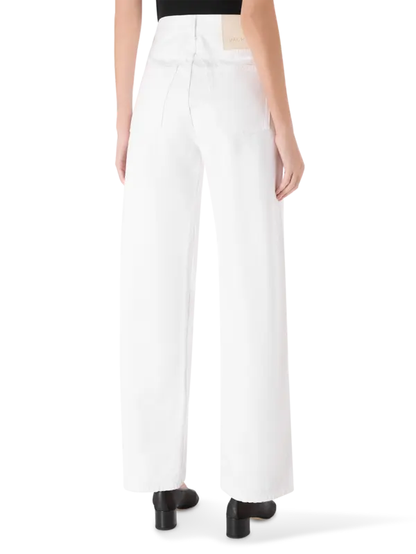 /original/XXXF611_DGMR_White_3.png_convert-600x800