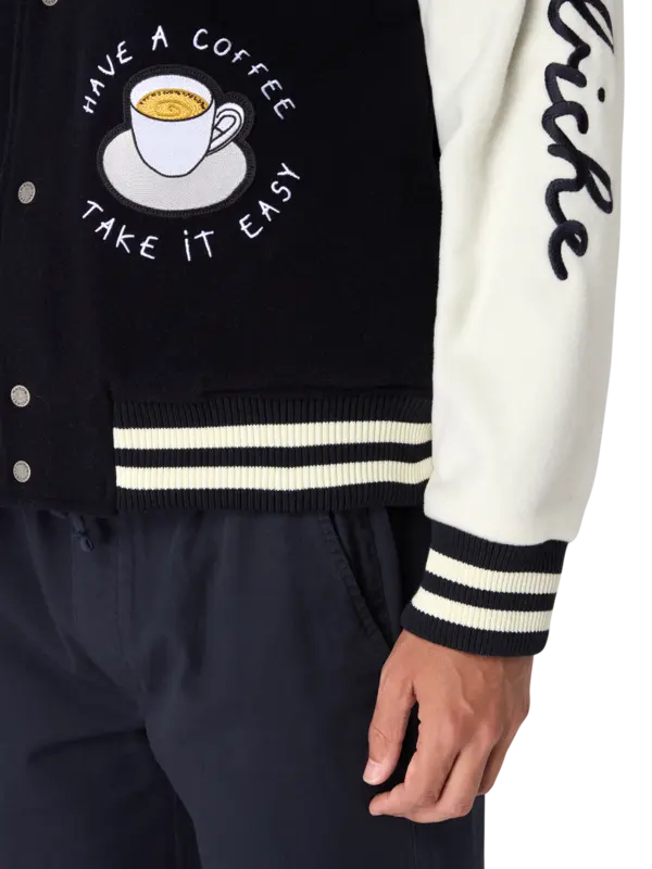 /original/YMNICOTPARIS_MLBC_Wool midni_5.png_convert-600x800