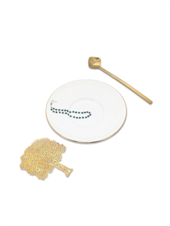 إستكانة صباحية من 6 قطع مع ملاعق وأكواب زجاجية